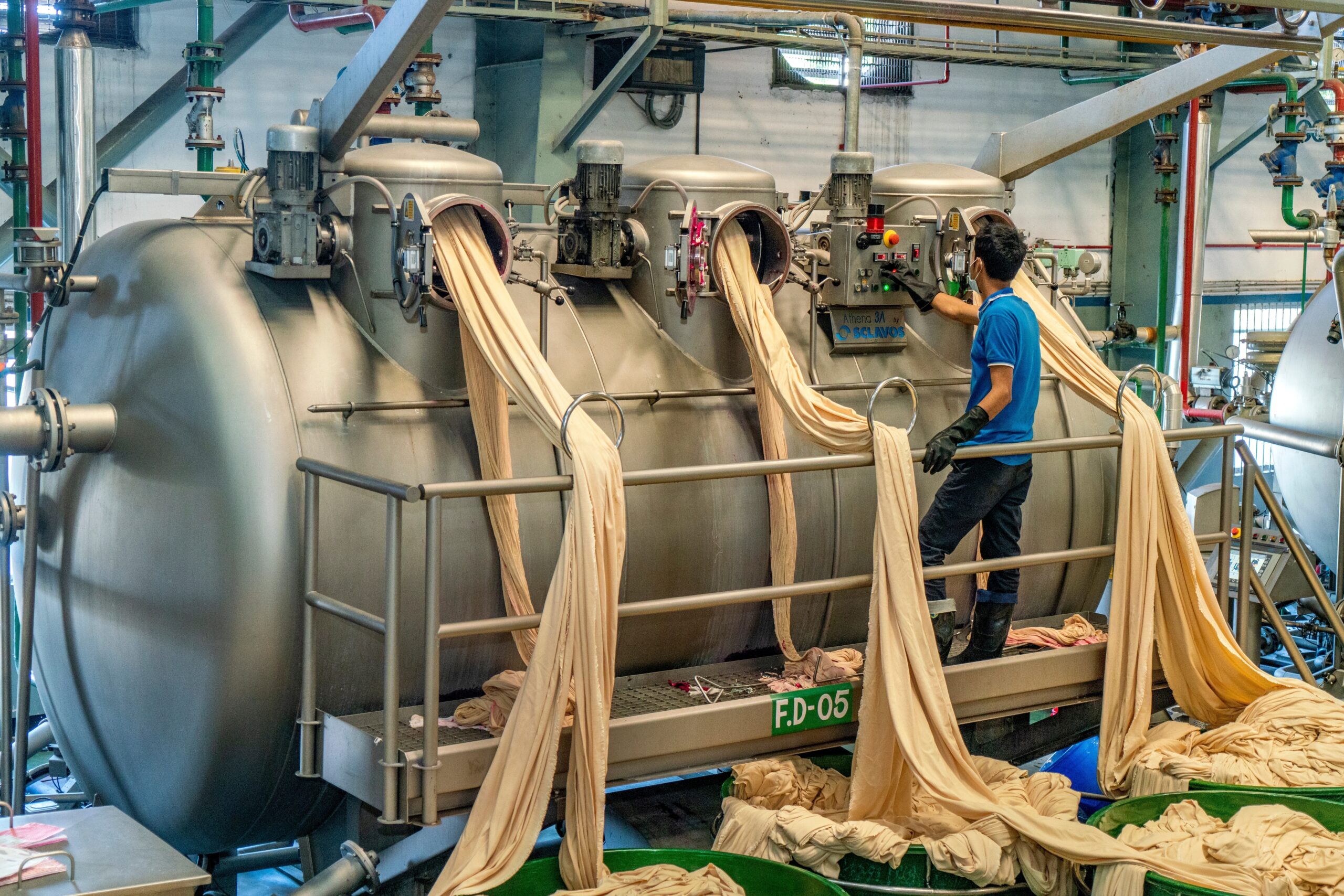 Eco-Friendly Trends in the Polyester Dyeing Process