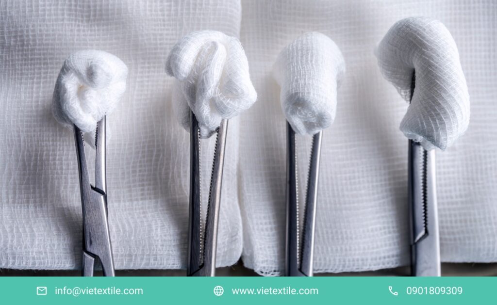 Băng gạc, miếng thấm và lớp lót vô trùng