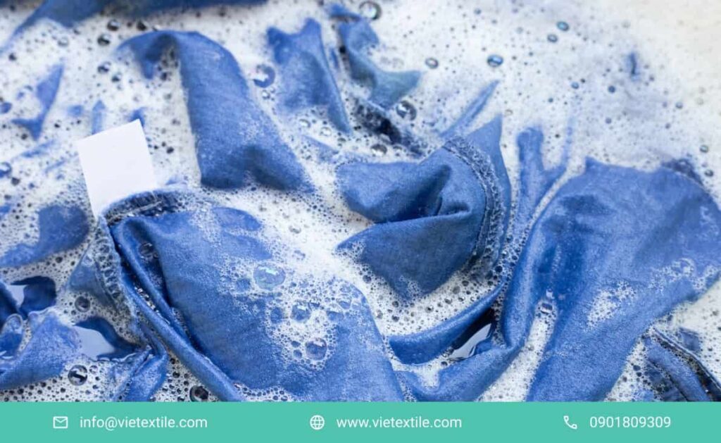 Công đoạn wash vải ướt